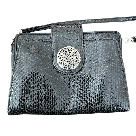 Brighton Octavia Black Faux Snakeskin Crossbody Purse - Picture 1 of 8